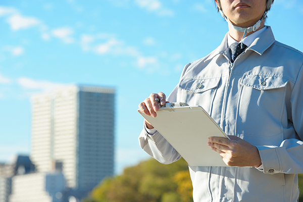 信頼できる業者は「契約前のアレ」でわかる！塗装業者の選び方